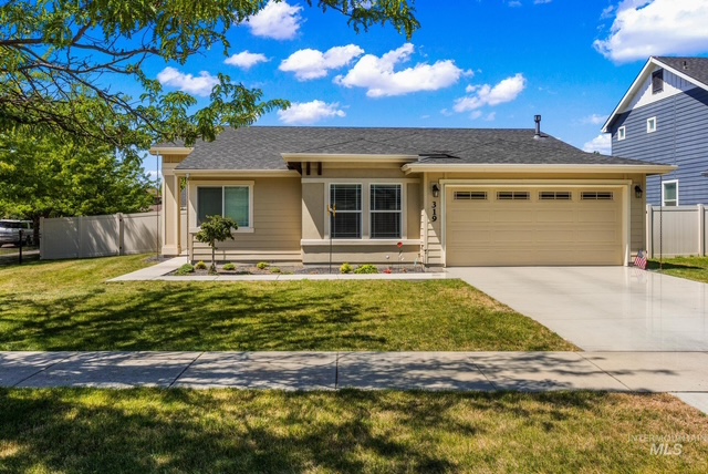 Baxter Way, 319 N.